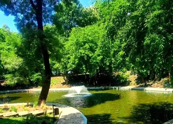 Kiseleff Park דירה *